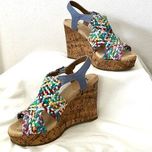 SO Taffy Multicolor Crochet Woven Canvas Cork Wedge Sandals Women’s Size 6